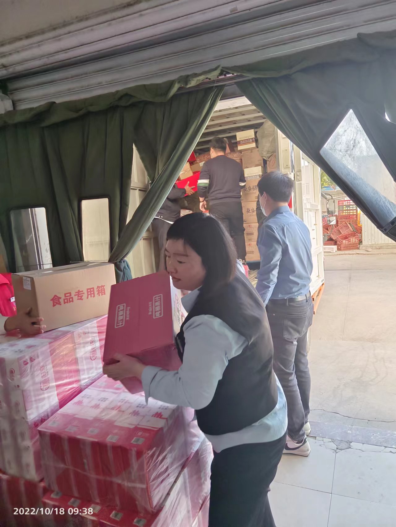 店长身先士卒.jpeg